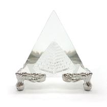 Pirâmide de Vidro Gravado Interno com Base em Metal 5cm