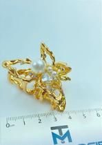 Piranha Borboleta com Pérola e Zircônia Dourada - 1 Unidade