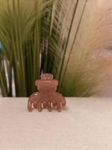 Piranha Pequena Acrílico Glitter Rosé - Acessório de Cabelo