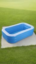 Piscina Inflável Infantil Azul 2,10m x 1,35m x 0,56m