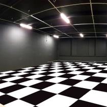 Piso Em Manta Vinílico Xadrez 2,00x2,50 semelhante Laminado Cód. 1673 Piso Em Manta Vinílico Xadrez 2,00x2,50 semelhante Laminado Cód. 1673