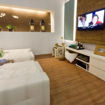 Piso Laminado Clicado Régua Prime 2,36m2 - Nogueira Málaga