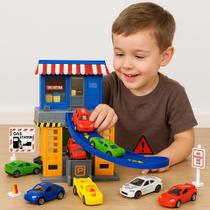 Pista Boneco Carrinho Brinquedo Infantil Presente Criança Motinha Robô Veiculo Estacionamento