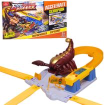Pista De Carrinho Escape do Ataque Escorpião Carrinho 1:64 - Castela