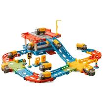 Pista de Carrinhos com Garagem de 2 Andares e Rampa de Descida Inclui 2 Caminhões Brinquedo Infantil Pista de Carrinhos com Garagem de 2 Andares e Rampa de Descida Inclui 2 Caminhões Brinquedo Infantil