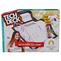 Pista de Skate de Dedo da Sky Paris 2024 - Sunny 3891