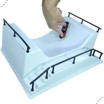 Pista de skate De Dedo infantil Esporte Brinquedo fingerboard para Crianças