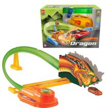 Pista Dragon Curve com Carrinho Lançador Brinquedo - BS Toys Pista Dragon Curve com Carrinho Lançador Brinquedo - BS Toys