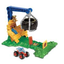 Pista Hot Wheels com Carrinho - Arena de Demolição Reta na Selva - Monster Trucks - Mattel