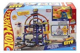 Pista Hot Wheels - Garagem Mega Loop - Mattel Jbm74 Colorido Pista Hot Wheels - Garagem Mega Loop - Mattel Jbm74 Colorido