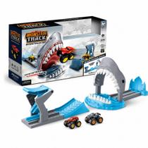 Pista Lança Carros Monster Truck Tubarão 2 Carrinhos Inclusos Lançador Mecânico Sem Pilha Pista Infantil Salto Radical
