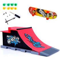Pista Skate Dedo Profissional Rampa E Corrimão Com Skate - Dm Toys