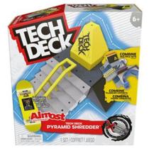 Pista Tech Deck Pyramid Shredder