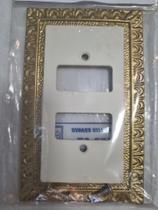 Placa 4 x 2 - duas teclas distanciada branco e dourado Placa 4 x 2 - duas teclas distanciada branco e dourado
