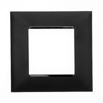 Placa 4x2 3 Postos Preta 618503PT Pial Plus + Placa 4x2 3 Postos Preta 618503PT Pial Plus +