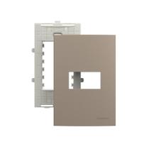 Placa com Suporte MarGirius Sleek Colors 4x2 para 1 Módulo Horizontal Argila Placa com Suporte MarGirius Sleek Colors 4x2 para 1 Módulo Horizontal Argila