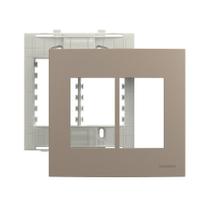 Placa com Suporte MarGirius Sleek Colors 4x4 para 6 Módulos Horizontais Argila Placa com Suporte MarGirius Sleek Colors 4x4 para 6 Módulos Horizontais Argila