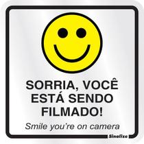 Placa De Alumínio Sorria Você Está Sendo Filmado 15x15cm