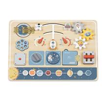 Placa de Atividades Espacial, da Tooky Toy - Brinquedo de Madeira, Painel ou Quadro com Estímulos Sensoriais - Cód. TP113 Placa de Atividades Espacial, da Tooky Toy - Brinquedo de Madeira, Painel ou Quadro com Estímulos Sensoriais - Cód. TP113
