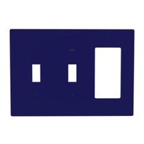 Placa de interruptor azul-marinho para 3 módulos: 2 teclas tipo alavanca e 1 GFCI Placa de interruptor azul-marinho para 3 módulos: 2 teclas tipo alavanca e 1 GFCI