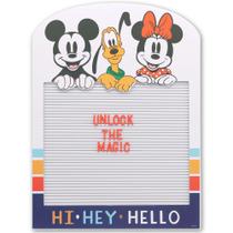 Placa de Letras Disney Mickey Mouse da Open Road Brands Placa de Letras Disney Mickey Mouse da Open Road Brands