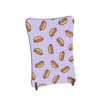 Placa de Mesa Curvo Hot dogs fundo lílas Placa de Mesa Curvo Hot dogs fundo lílas