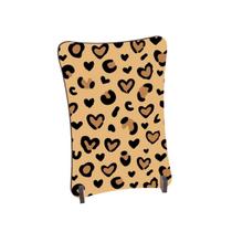 Placa de Mesa Curvo Pintinhas de onça pintada coração Placa de Mesa Curvo Pintinhas de onça pintada coração