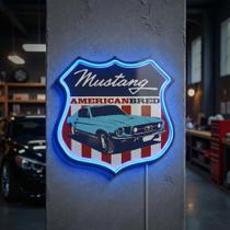Placa de parede decorativa americana Mustang com luz LED Placa de parede decorativa americana Mustang com luz LED