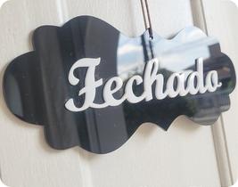 Placa de Sinalização Aberto e Fechado em Acrílico Preto e Branco Placa de Sinalização Aberto e Fechado em Acrílico Preto e Branco