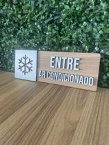 Placa de sinalização Entre Ar Condicionado em mdf Placa de sinalização Entre Ar Condicionado em mdf