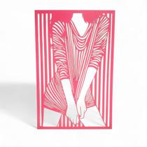 Placa Decorativa Mulher em Perspectiva em Mdf Cor Rosa 57 cm