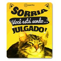 Placa Decorativa - Sorria Você Está Sendo Julgado - CatMyPet Placa Decorativa - Sorria Você Está Sendo Julgado - CatMyPet