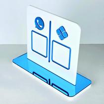 Placa em acrilico com 2 qr code para pix cor branco e azul espelhado