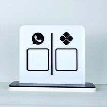 Placa em acrilico com 2 qr code para pix e whatsapp cor branco e preto