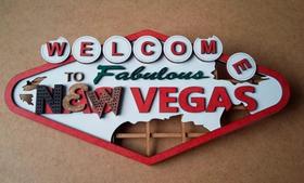 Placa Fallout New Vegas Relevo, Decoração Gamer 29 cm
