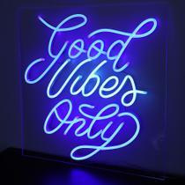 Placa Luminária de Neon LED - Good Vibes Only - Azul + Azul-Gelo