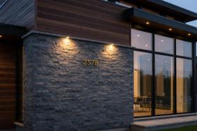 Placa Número Residencial Abs Diversos Bronze Com Parafusos