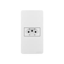 Placa Para Condulete Caixa 1" Com Tomada Margirius Sleek 2p+t 10a Branca Branco Placa Para Condulete Caixa 1" Com Tomada Margirius Sleek 2p+t 10a Branca Branco