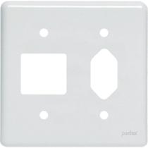 Placa Perlex Branca 4X4 (2 Saida+Tomada) 23Pl2/1T Placa Perlex Branca 4X4 (2 Saida+Tomada) 23Pl2/1T