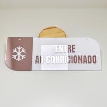 Placa sinalização ar condicionado acrílico espelhado rose Placa sinalização ar condicionado acrílico espelhado rose