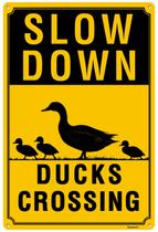 Placa Slow Down Ducks Crossing Alumínio 30x40cm para ambientes internos/externos