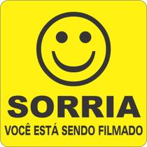 Placa SORRIA VOCE ESTA SENDO FILMADO - 11X11 CM PS 0,8MM Fundo Amarelo