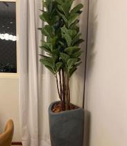 Planta artificial ficus lyrata 1.60mt/o vaso não acompanha - Toke verde