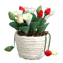 Planta de morango em miniatura Dollhouse em vaso em escala 1:12 Planta de morango em miniatura Dollhouse em vaso em escala 1:12
