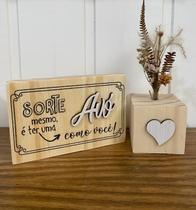 Plaquinha Afetiva Presente para Avó e Cubo Coração com Buque Plaquinha Afetiva Presente para Avó e Cubo Coração com Buque