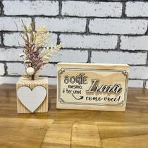 Plaquinha Afetiva Presente para Irmã e Cubo Coração com Buque Plaquinha Afetiva Presente para Irmã e Cubo Coração com Buque