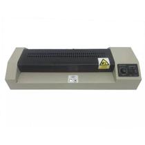 Plastificadora A3 8306.220-MT 4 Rolos 33cm Laminação Quente e Fria 620W 220V Motivate Plastificadora A3 8306.220-MT 4 Rolos 33cm Laminação Quente e Fria 620W 220V Motivate