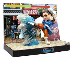 Plataforma Com Estatueta Chun-Li Street Fighter Com Luz Led