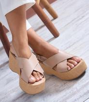 Plataforma Couro Cruzada - Nude