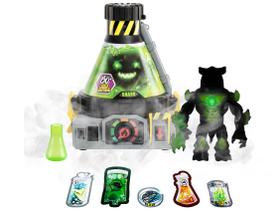 Playset Beast Lab Criador de Tubarão Fera